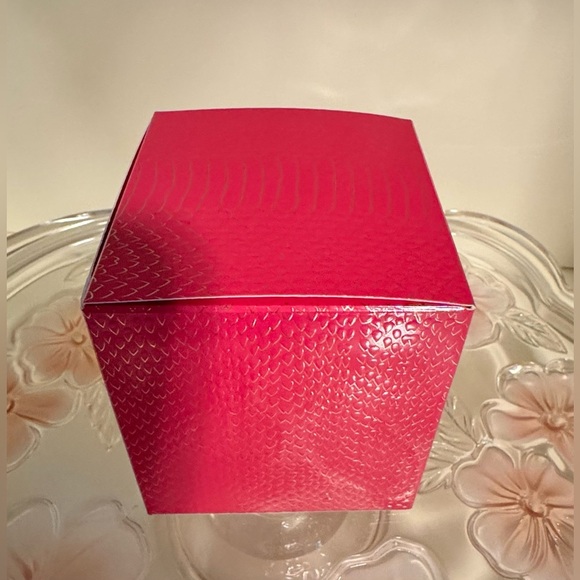 Jimmy Choo Pink Bath & Body Fragrance - Picture 11 of 11